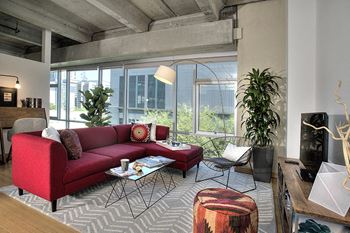 800 J lofts living room sacramento ca